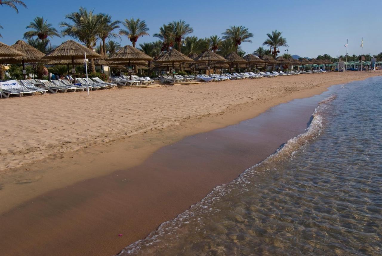 Maritim Jolie Ville Resort & Casino Sarm es-Sejk Kültér fotó Beach at Makadi Bay